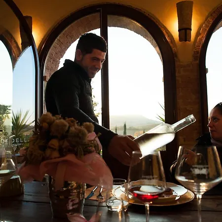 Cordella In Wine Rezort Montalcino