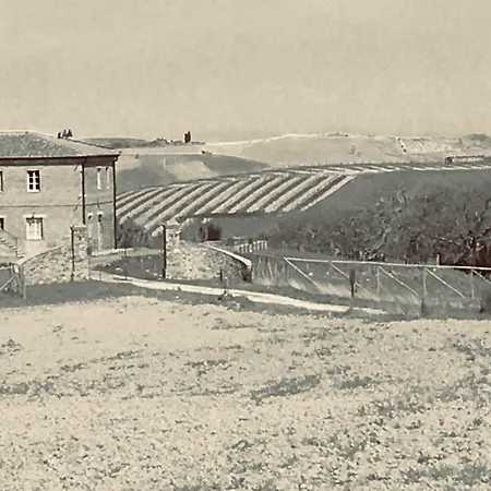 Rezort Cordella In Wine Montalcino